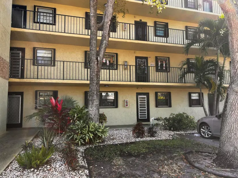 Picture of 367 S Federal Highway A115, Deerfield Beach FL 33441