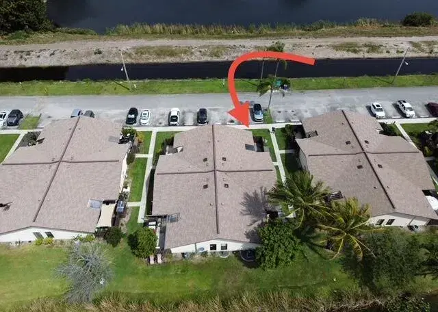 Picture of 1403 Waterview Circle, Palm Springs FL 33461