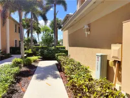 Picture of 3160 Sea Trawler Bend 1203, North Fort Myers, FL 33903