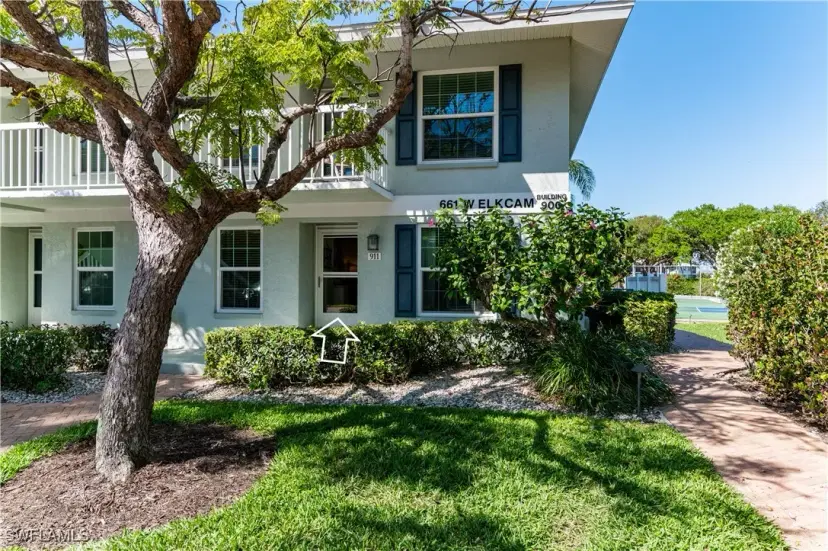 Picture of 661 W Elkcam Cir 911, Marco Island FL 34145