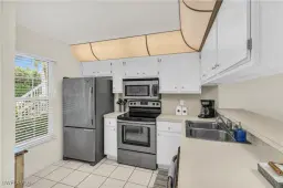 Picture of 661 W Elkcam Cir 911, Marco Island, FL 34145