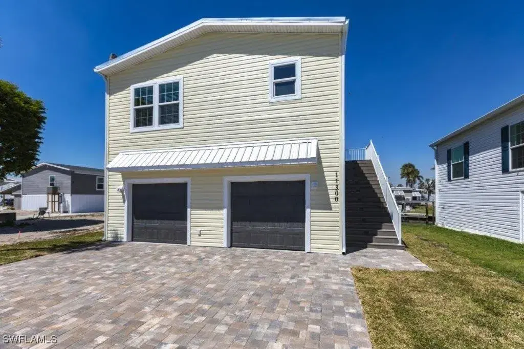 Picture of 11300 Cypress Ln, Fort Myers Beach, FL 33931
