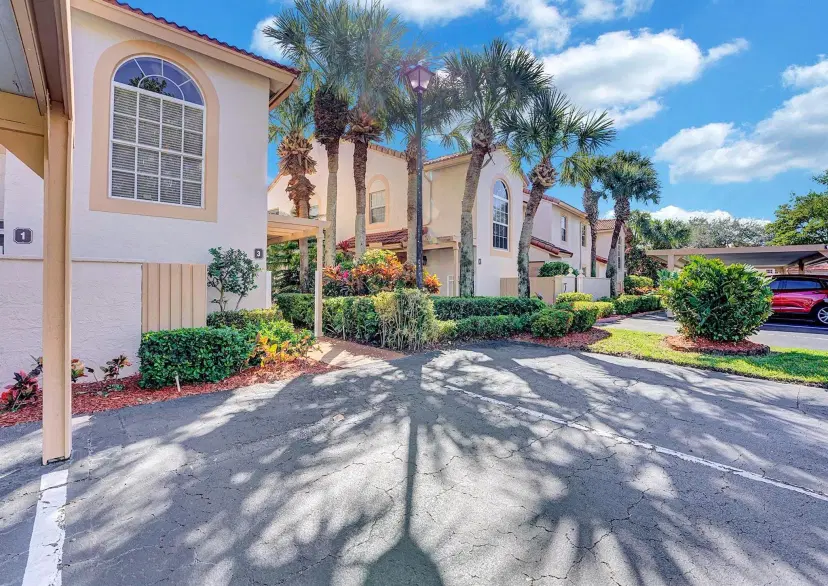Picture of 14356 Emerald Lake Drive 3, Delray Beach FL 33446