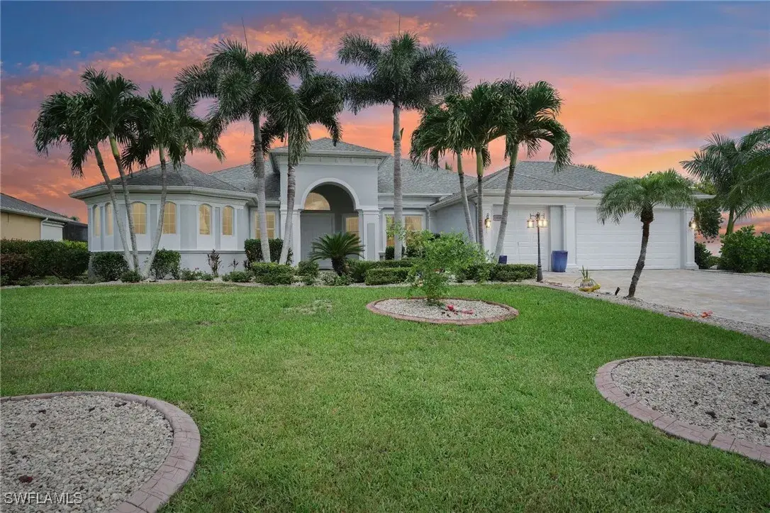 Picture of 11558 Royal Tee Cir, Cape Coral, FL 33991