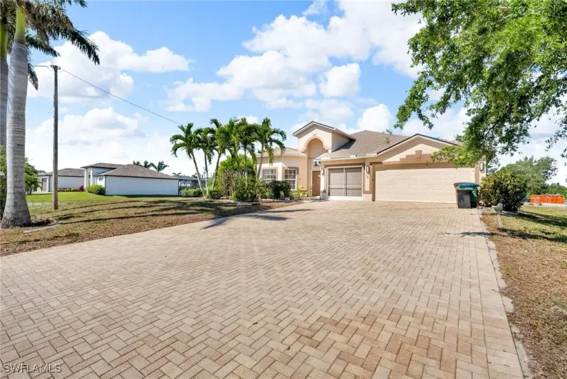 Picture of 106 SW 33Rd Ave, Cape Coral FL 33991