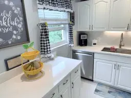 Picture of 64 Oakridge E, Deerfield Beach, FL 33442
