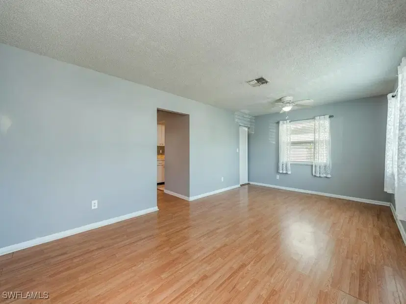 Picture of 8 Desert Candle Cir, Lehigh Acres FL 33936