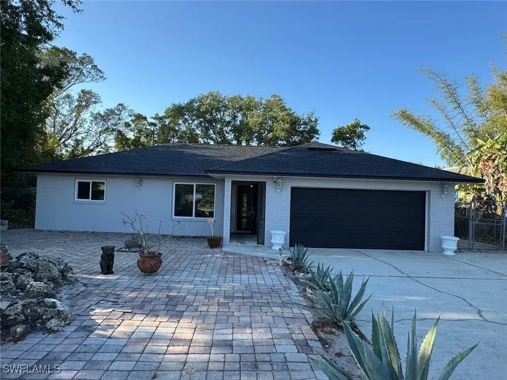 Picture of 1636 Coronado Rd, Fort Myers, FL 33901
