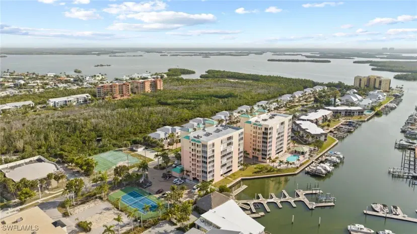Picture of 150 Lenell Rd 402, Fort Myers Beach FL 33931