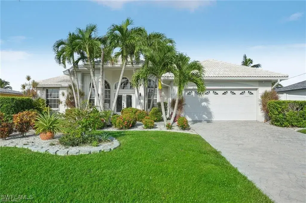 Picture of 1932 SE 18Th Ave, Cape Coral, FL 33990