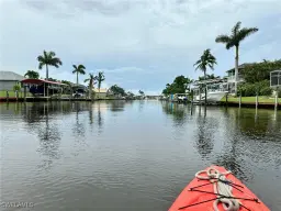 Picture of 926 SE 23Rd Pl, Cape Coral, FL 33990