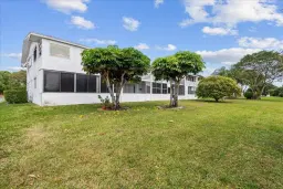 Picture of 410 Sheffield Q, West Palm Beach, FL 33417