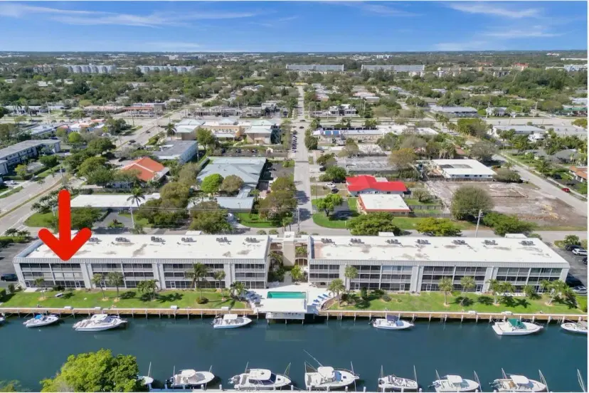 Picture of 5900 NE 7Th Avenue 306S, Boca Raton FL 33487