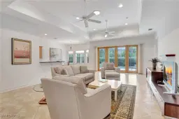 Picture of 4850 Europa Dr, Naples, FL 34105
