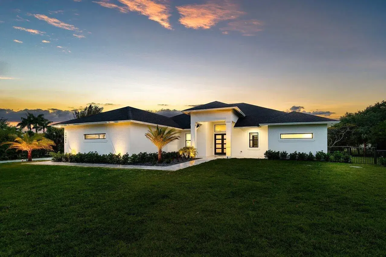 Picture of 16065 72Nd Drive N, Palm Beach Gardens, FL 33418