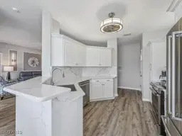 Picture of 6050 Pinnacle Ln 2001, Naples, FL 34110