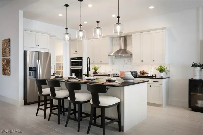 Picture of 9091 Kite Ln, Naples FL 34114