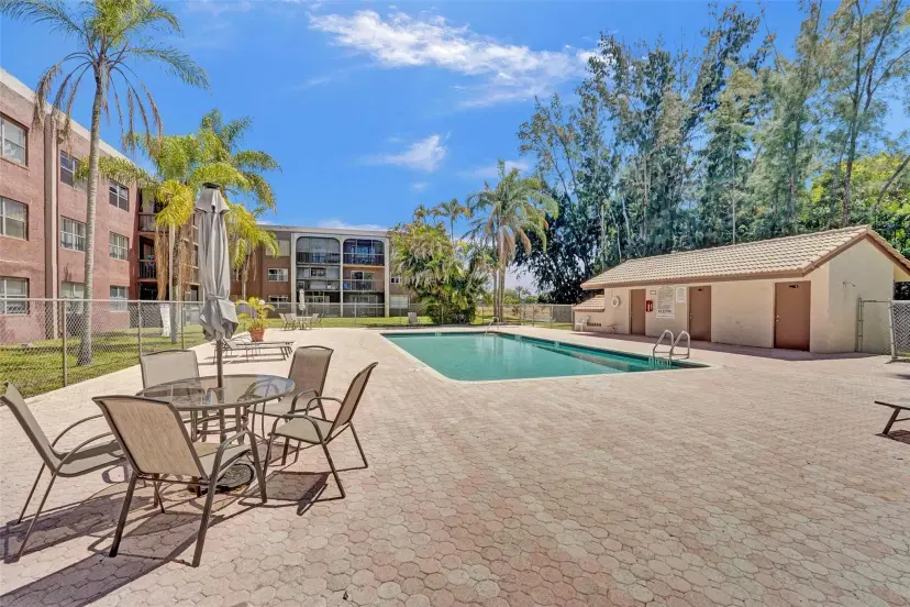 Picture of 7000 Nova Dr 105E, Davie FL 33317