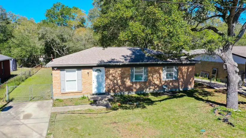 Picture of 1151 Hawthorn Drive, Pensacola FL 32507