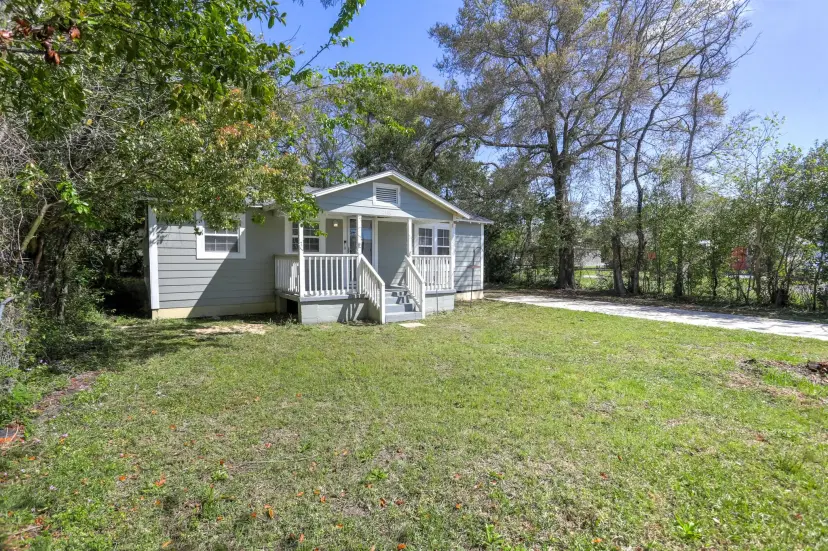 Picture of 2106 W Bobe Street, Pensacola FL 32505