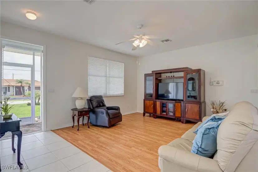 Picture of 18068 Laurel Valley Rd, Fort Myers FL 33967