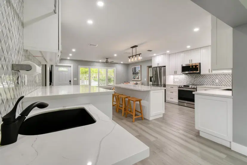 Picture of 400 Tequesta Drive, Tequesta FL 33469