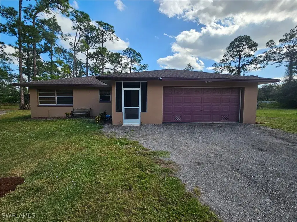 Picture of 2012 Abbott Ave, Alva, FL 33920