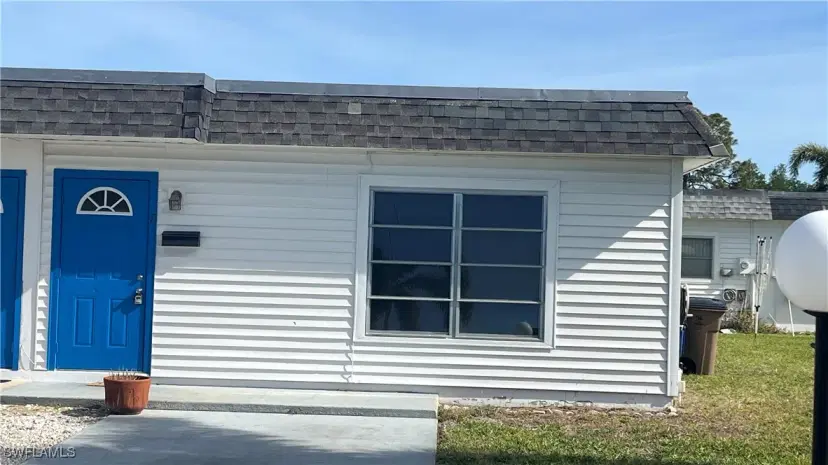 Picture of 7 Hamlin Ct, Lehigh Acres FL 33936