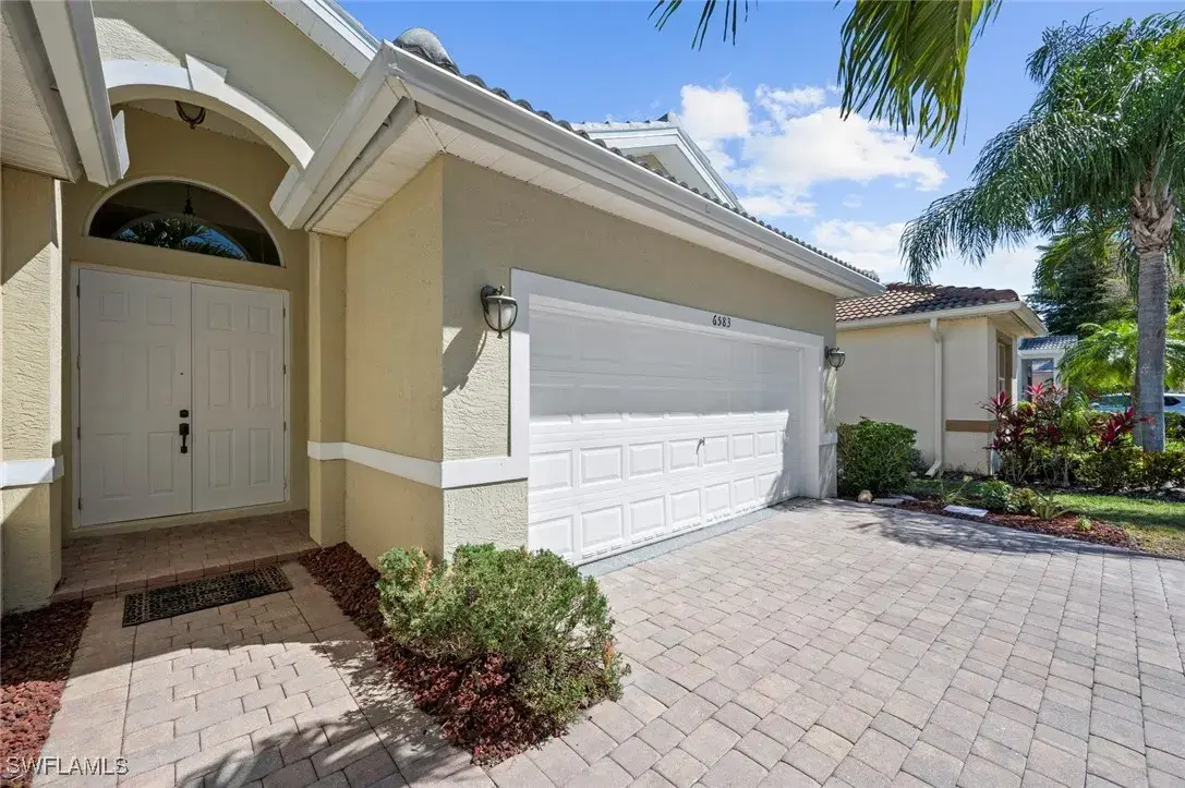 Picture of 6583 Plantation Preserve Cir N, Fort Myers, FL 33966