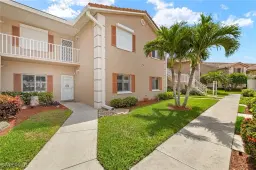 Picture of 550 Saratoga Cir E104, Naples, FL 34104