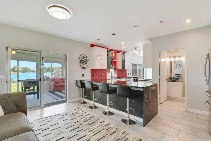 Picture of 33 Swallow Drive, Boynton Beach FL 33436