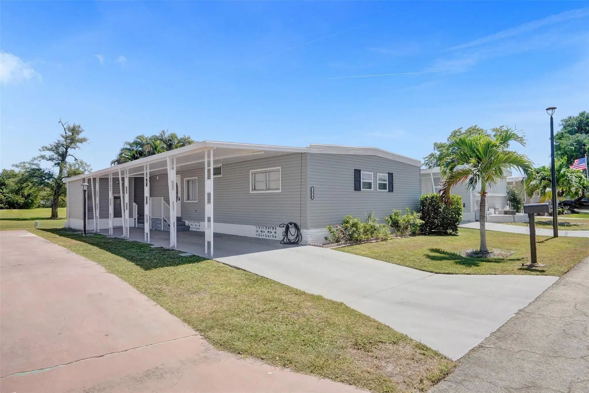 Picture of 1670 SW 83Rd Ave, Davie, FL 33324