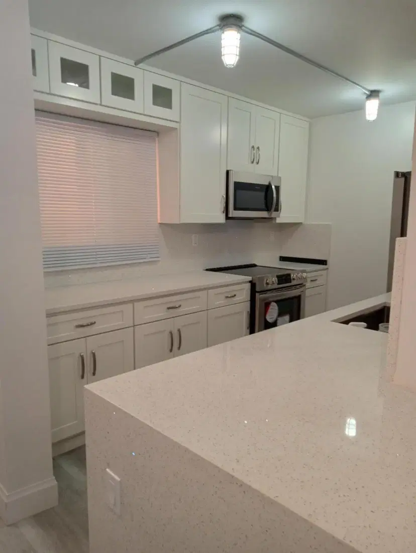 Picture of 930 SW 9Th Street Circle 102, Boca Raton FL 33486