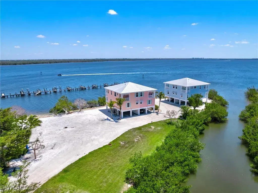 Picture of 4581 Redfish Point Rd, Matlacha, FL 33993