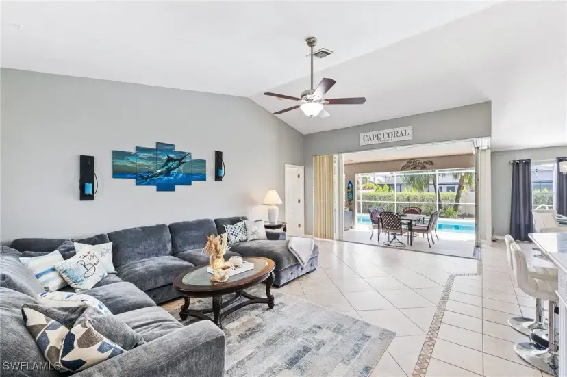 Picture of 2118 SW 50Th Ln, Cape Coral FL 33914