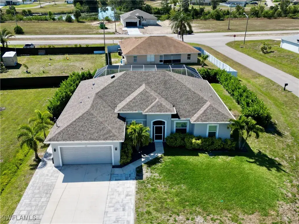 Picture of 818 NE 38Th St, Cape Coral, FL 33909