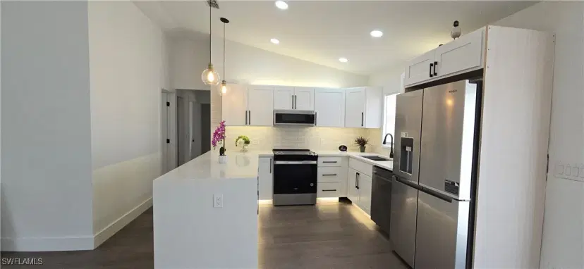 Picture of 431 18Th Ave Ne, Naples FL 34120