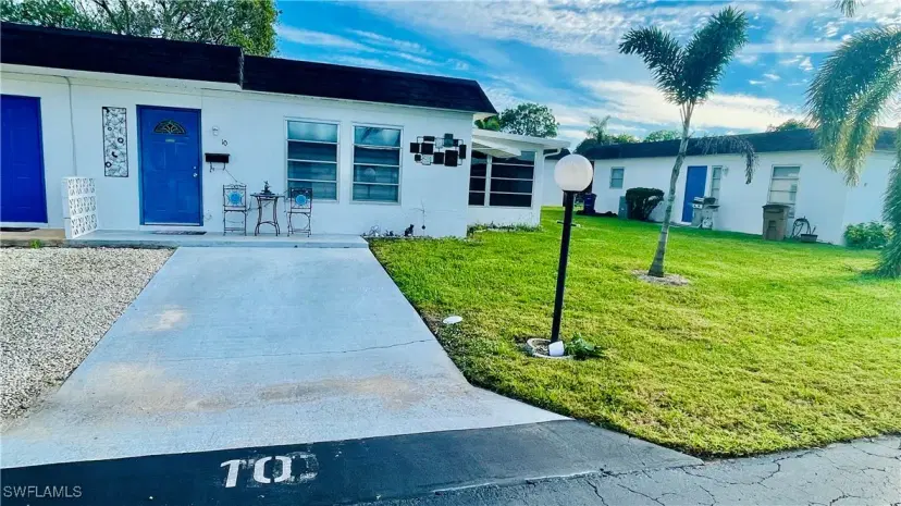 Picture of 10 Temple Ct, Lehigh Acres FL 33936