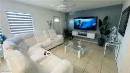 Picture of 10 Temple Ct, Lehigh Acres, FL 33936