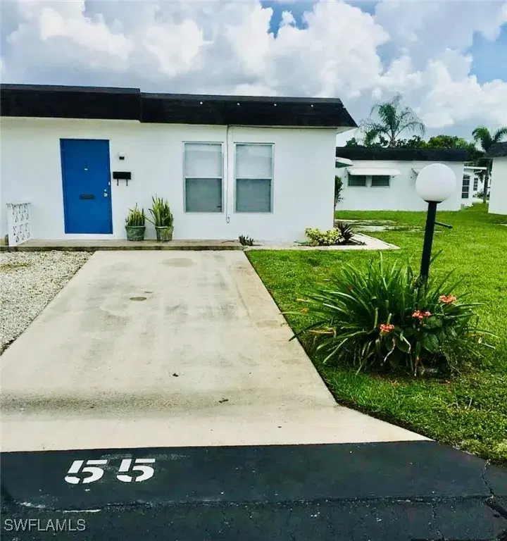 Picture of 55 Tangerine Ct, Lehigh Acres FL 33936
