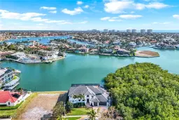 Picture of 685 Embassy Ct, Marco Island, FL 34145