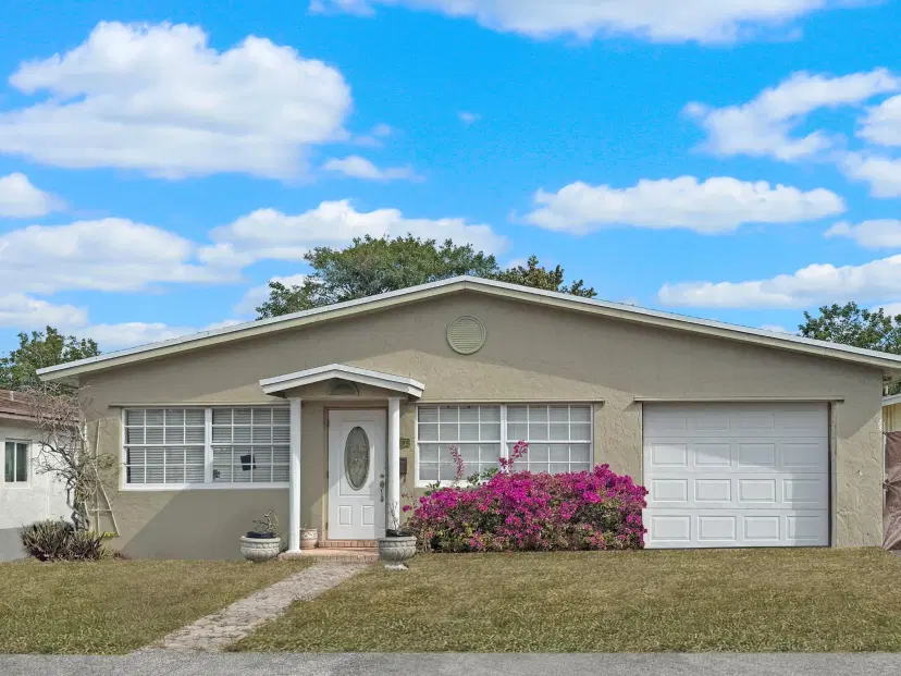 Picture of 477 SW 1St Street, Boca Raton FL 33432
