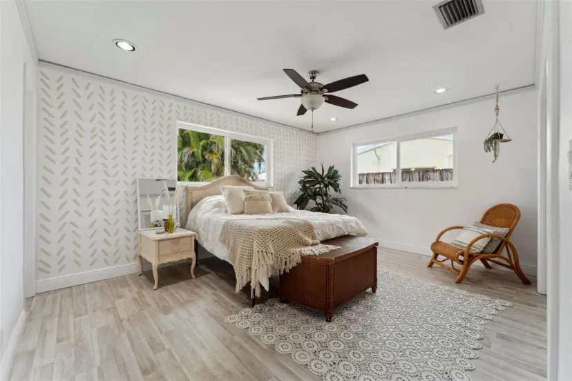Picture of 6531 NE 21St Rd, Fort Lauderdale FL 33308