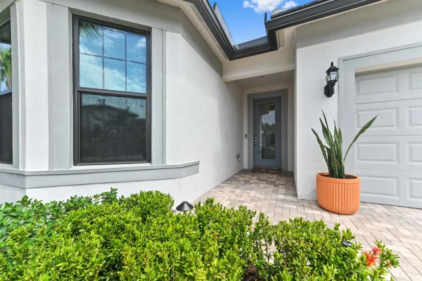 Picture of 4442 Silverwood Lane S, Fort Lauderdale FL 33309