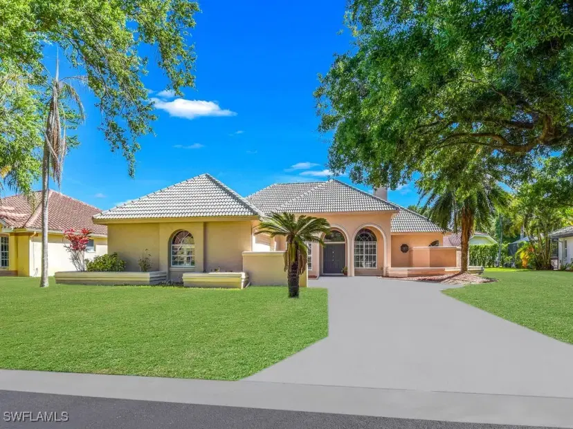 Picture of 11801 Pinewood Lakes Dr, Fort Myers FL 33913