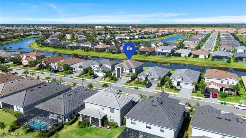 Picture of 2111 Hamlin St, Naples FL 34120