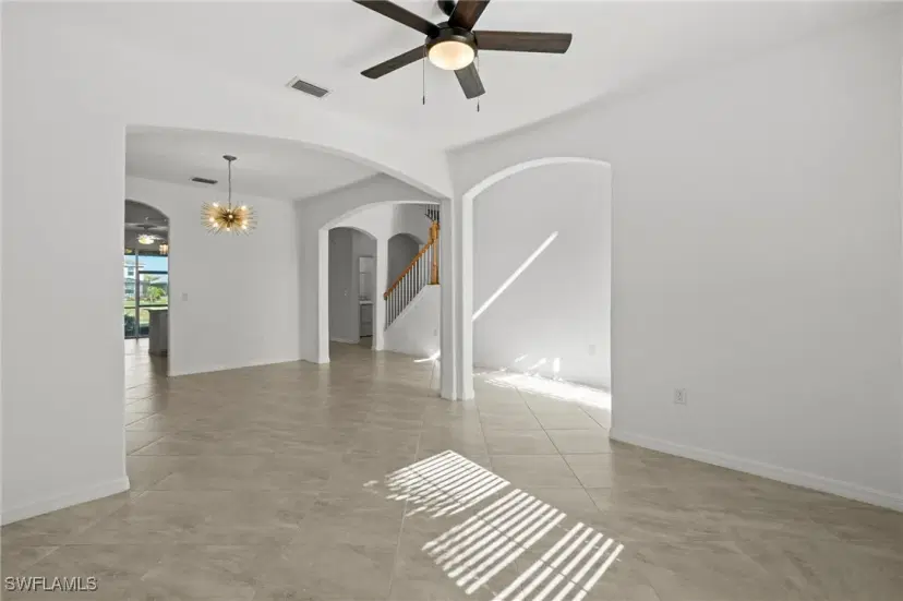 Picture of 2111 Hamlin St, Naples FL 34120