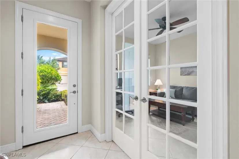 Picture of 4103 Raffia Dr, Naples FL 34119