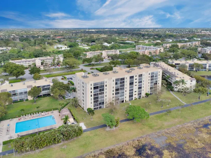 Picture of 7240 Huntington Lane 802, Delray Beach FL 33446