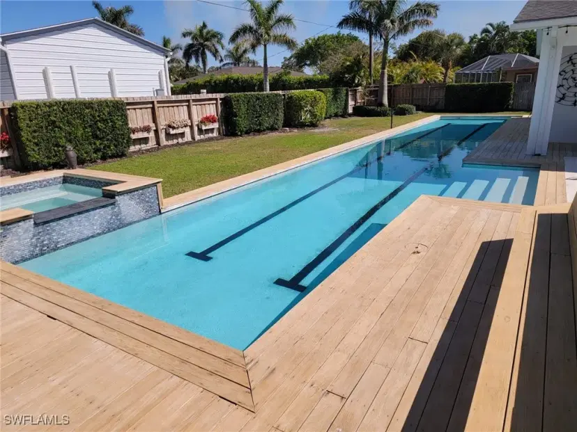 Picture of 160 Coral Vine Dr, Naples FL 34110